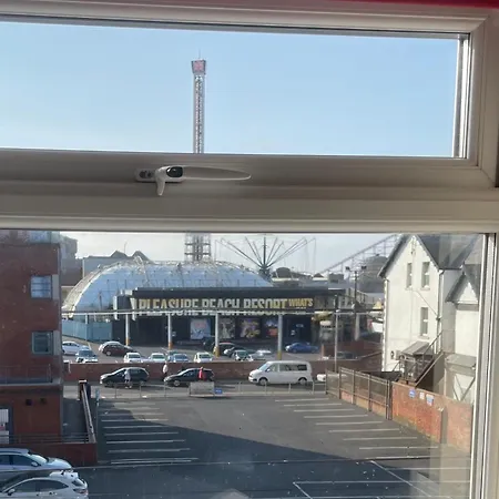Aparthotel Blackpool-3